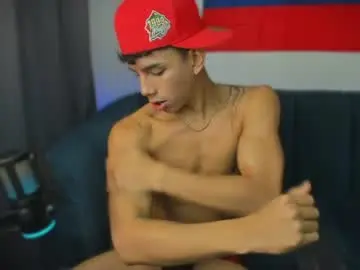 Chaturbate Free Live Porn of andrew_twink18