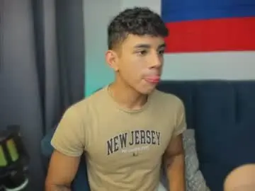 Chaturbate Adult Video Chat of andrew_twink18