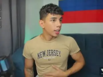 Chaturbate Free Live Porn of andrew_twink18