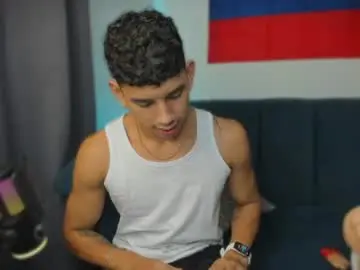 Chaturbate Adult Video Chat of andrew_twink18