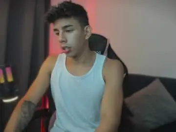Chaturbate Adult Video Chat of andrew_twink18