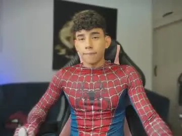 Chaturbate Watch Live Sex Cams of andrew_twink18