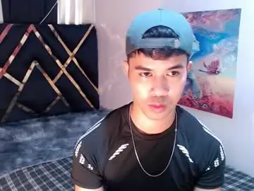 Chaturbate Nude Webcam of asiancum_peter