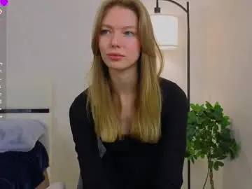 Chaturbate Watch Live Sex Cams of cherrymira