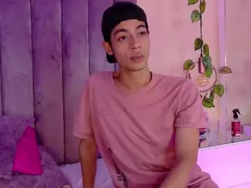 Chaturbate Live Sex Cam of liam_mercurio