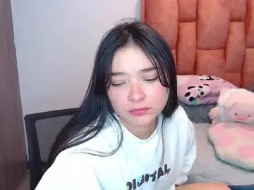 Chaturbate Adult Webcam of nahia__2