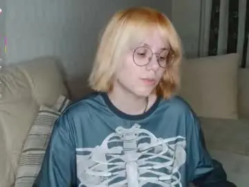 Chaturbate Live Sex Cam of avaobierne