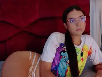 Chaturbate Live Sex Cam of sarasaenz_99