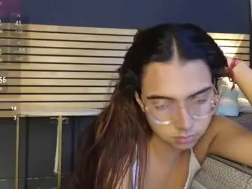 Chaturbate Free Live Porn of sarasaenz_99