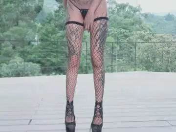 Chaturbate Live Sex Cam of goth_dolll