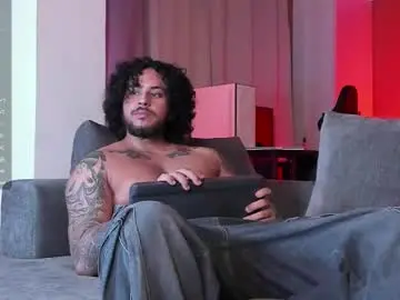 Chaturbate Adult Webcams of ryan_warren18