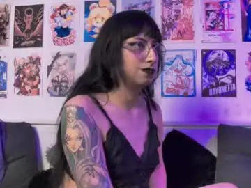 Chaturbate Adult Video Chat of snowblack_