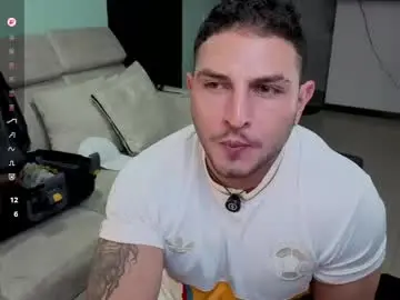 Chaturbate Live Sex Cam of angeloferro1