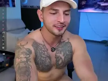 Chaturbate Sex Chat of angeloferro1