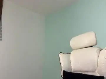 Chaturbate Live Sex Cam of angeloferro1