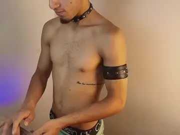 Chaturbate Live Sex Cam of dark_rosse1