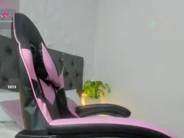 Chaturbate Live Sex of valeryn_rosse