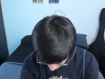 Chaturbate Live Sex Cam of andy_bankai