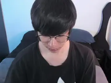 Chaturbate Nude Webcam of andy_bankai