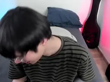 Chaturbate Live Sex Cam of andy_bankai