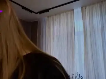 Chaturbate Watch Live Sex Cams of crystaldiva01
