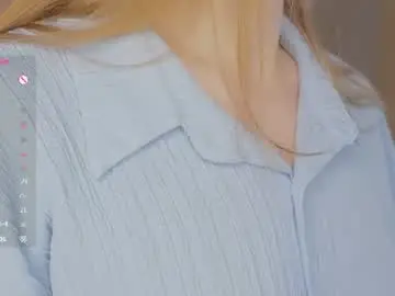 Chaturbate Free Live Porn of crystaldiva01
