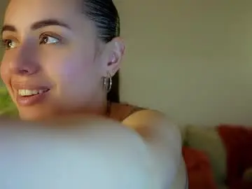 Chaturbate Watch Live Sex Cams of juliacontrol