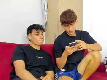 Chaturbate Live Sex Cam of sexys_boys18