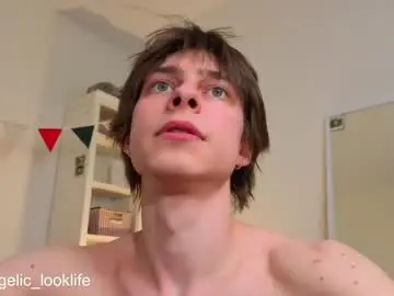 Chaturbate Free Live Porn of angelic_look