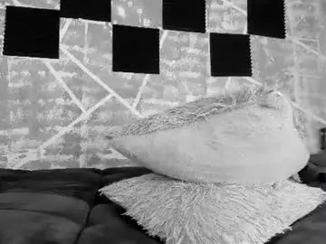 Chaturbate Live Sex Cam of leonidas_k18