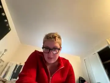 Chaturbate Sex Cam of midnightmochi2