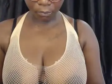 Chaturbate Live Sex Cam of sexy_pearl12