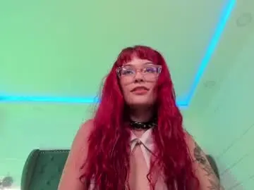 Chaturbate Live Sex Cam of mae_lyra