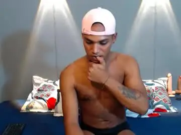 Chaturbate Best live sex cam show of mateo_nick