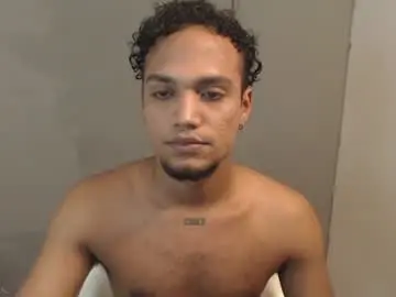 Chaturbate Live Sex Cam of mateo_nick