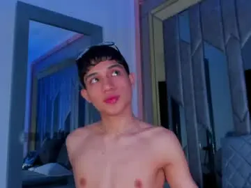 Chaturbate Watch Live Sex Cams of sebax_00