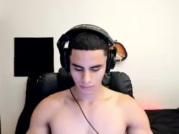 Chaturbate Live Sex Cam of zenhzu