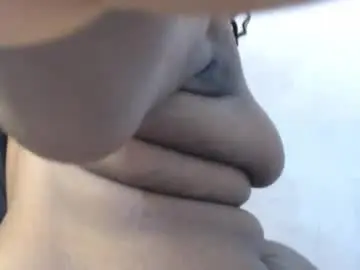 Chaturbate Live Sex Cam of cum_coco_sweet