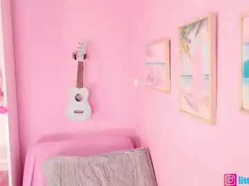 Chaturbate Sex Cam of little_effy18_