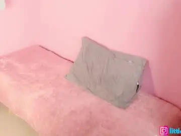 Chaturbate Free Porn Cam of little_effy18_