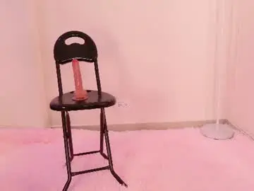 Chaturbate Live Sex Cam of little_effy18_