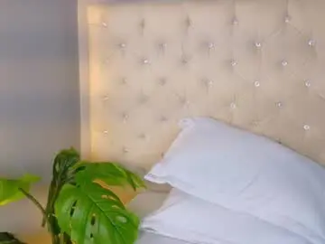Chaturbate Adult Video Chat of violetbloomm