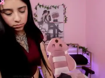 Chaturbate Free Live Porn of adri_gomez_1