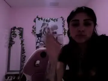 Chaturbate Nude Webcam of adri_gomez_1