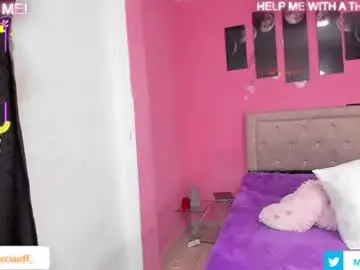 Chaturbate Live Sex Cam of moon_roxee