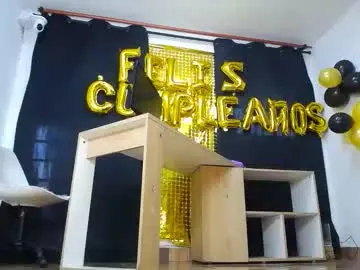 Chaturbate Best live sex cam show of angel_prescots