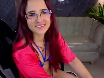 Chaturbate Free Porn Cam of liss_red_tx