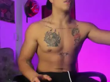 Chaturbate Sex Cam of noah_223