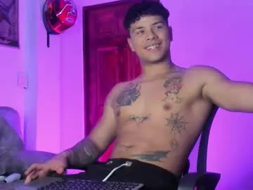 Chaturbate Live Porn of noah_223