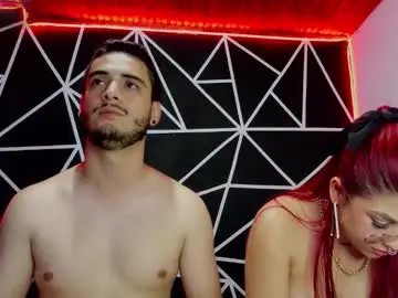 Chaturbate Adult Video Chat of makenzy_darly